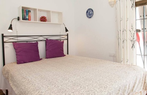 Bahia Dorada Casa | Encantadora casa adosada junto al mar con piscina, Cerca de la playa, jardines, piscina y pueblo