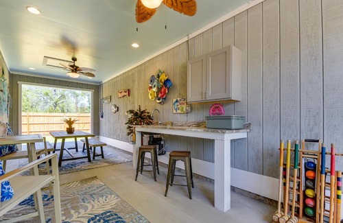 Ocean Isle Beach Casa | Lovely Vacation Home about 1 Mi to Ocean Isle Beach!