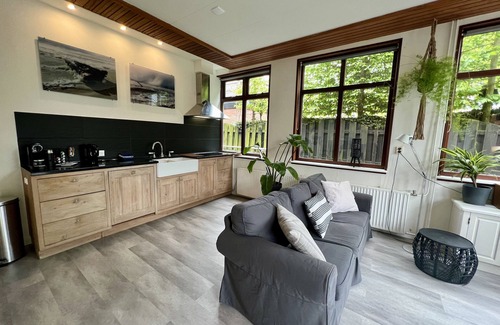 Schoorldam Casa | Lovely vacation home with lots of comfort and fenced terrace with lots of privacy!