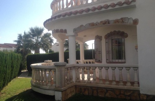 Miami Platja Villa | Lovely villa in family resort