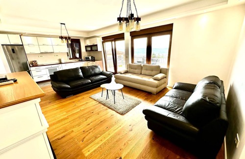 Kotor Villa | Lovely Villa Sun with AC in picturesque Kotor.