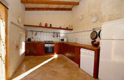 Porreres Villa | Villa con Piscina, Barbacoa, Wifi, Chimenea, Patio, Terraza, Ideal para Familias