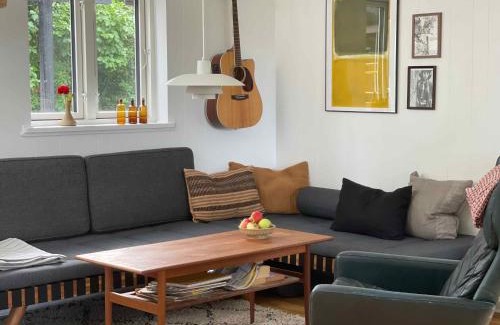 Follenslev Casa | Lovely Year-Round Home With Sea View