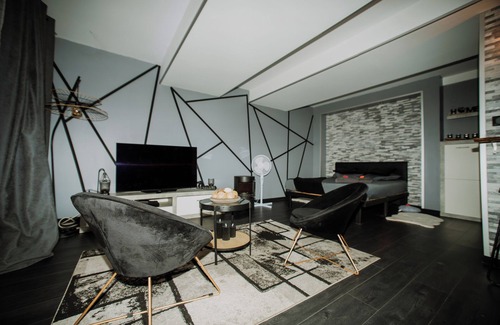Tournon-sur-Rhone Apartamento | loveroom&spa