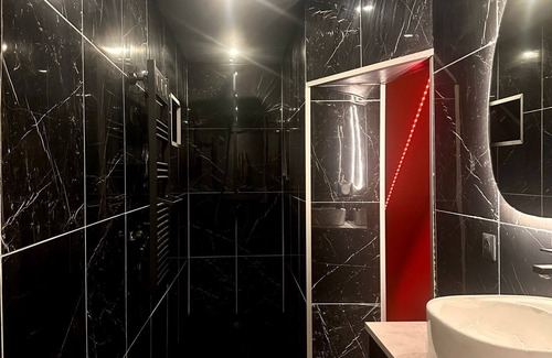 Tournon-sur-Rhone Apartamento | loveroom&spa
