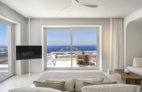 Drafaki Hotel | Lovia Mykonos