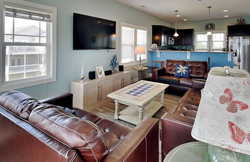 North Topsail Beach Casa | Lovin' Lowe Tide | Pet-Friendly, Ocean Views