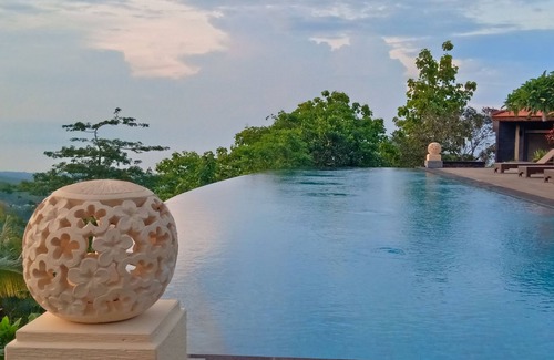 Kalibukbuk Villa | Lovina hillside & ocean view villas con 2 dormitorios