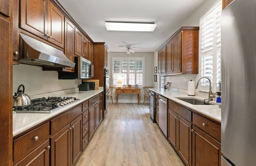 Sea Island Casa | Low-Country Cottage with Pool 5 minutes from Sea Island Beach