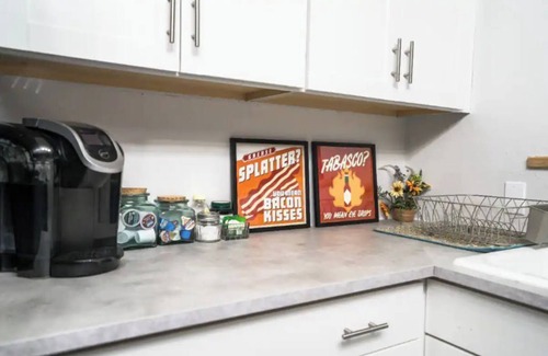 Highland Casa | --LOW HOST FEES-- Minutes to U.T. /Downtown/Domain