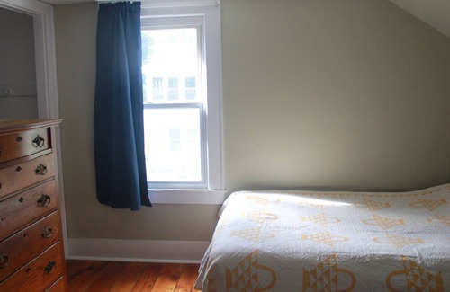 Florence Casa | Low scent, charming, quiet house with large yard.