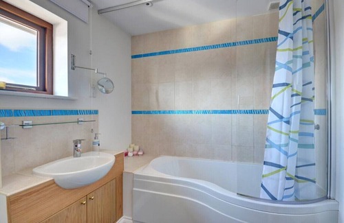 Polruan Casa | Lowarth Chi - Tres Habitaciones Casa, Capacidad 6