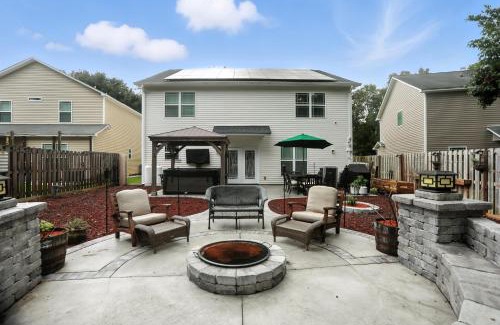 Bluffton Casa | Lowcountry Luxury Near Palmetto Bluff home