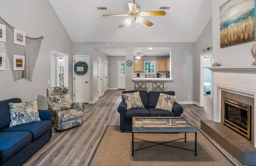 Oceanmarsh Subdivision Casa | Lowcountry Paradise, private gated island, 2.5 miles of beach, family friendly
