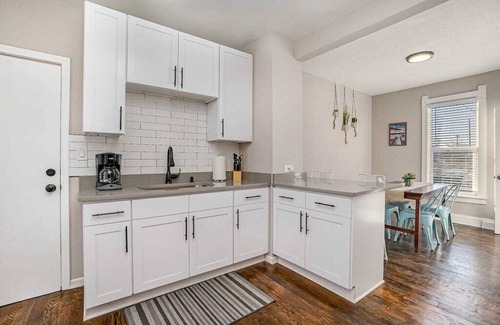 Michigan City Apartamento | Lower Dunes Getaway of Michigan City - Brand New!