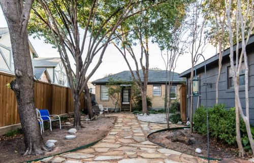 Lower Greenville Casa | Lower Greenville Estate