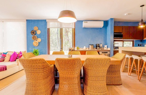 Xpu-Ha Apartamento | Lower level apartment with high-speed internet pool, gym, & tennis courts