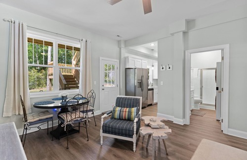 Supply Casa | Lower-level home with patio, grill, outdoor shower, streaming, central AC