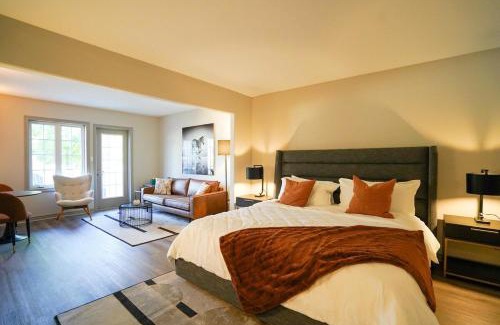 Oro-Medonte Apartamento | Lower Level LuxSuite - 1min Walk from Heated Pool!