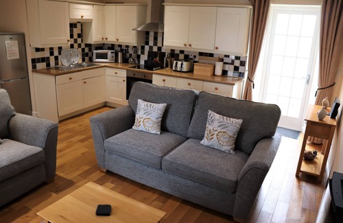 Pembroke Apartamento | Lower Old Farmhouse, Portclew Cottages