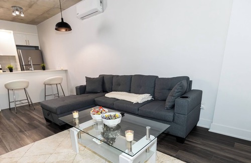 Mascouche Apartamento | Lowkey Corner
