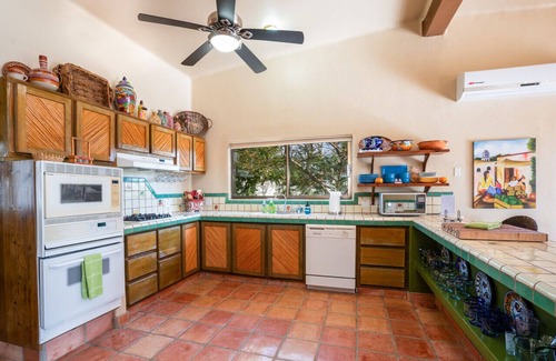 Los Barriles Apartamento | Pool Oasis Close to the Beach and Pickleball
