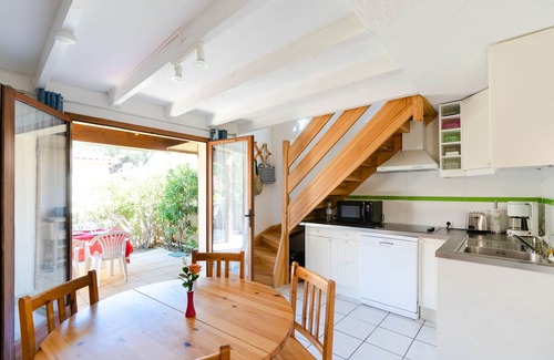 Les Ayguades Casa | LS34 bungalow sleeps 5 in residence with swimming pool