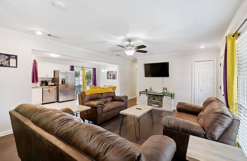 South Baton Rouge Casa | LSU Slammer | Arcade | 4.5 mile to LSU, Lrg Yard