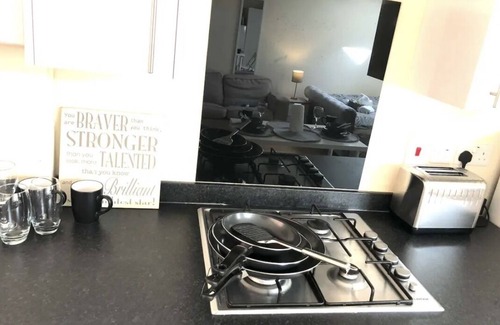 Luton Apartamento | Lt Properties Luxury studio apartment Ground floor 1