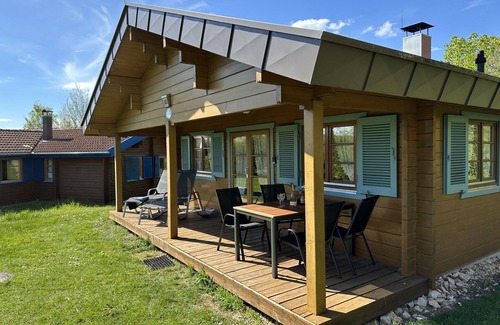 Hayingen Casa | Ltd-105 Holzblockhaus für 4 Personen mit Südterrasse - Ferienpark Lauterdörfle 1.1