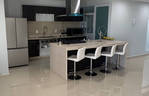 Soledad de Graciano Sanchez Apartamento | LUXXURY APTTO. 5 MIN DOWN TOWN S.L.P