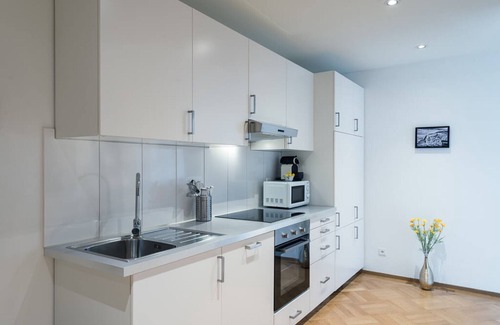 Lucerne Apartamento | LU Neptun I - Chapel bridge HITrental Apartment