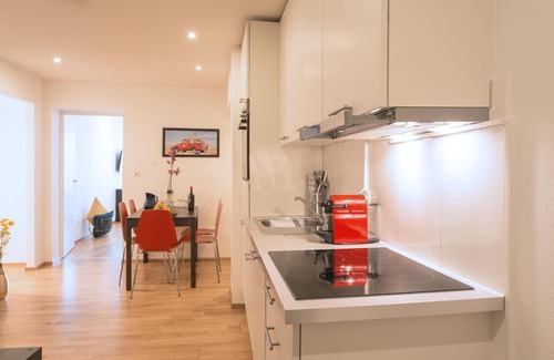 Lucerne Apartamento | LU Uranus l - Chapel Bridge HITrental Apartment