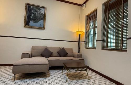 Si Phraya Villa | Luan Heritage Surawong