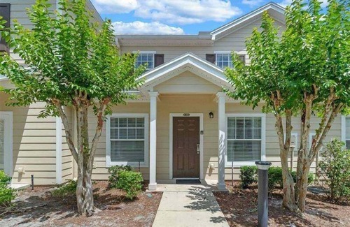 Kissimmee Casa | Lucaya Village 13 - Three Bedroom House, Sleeps 6