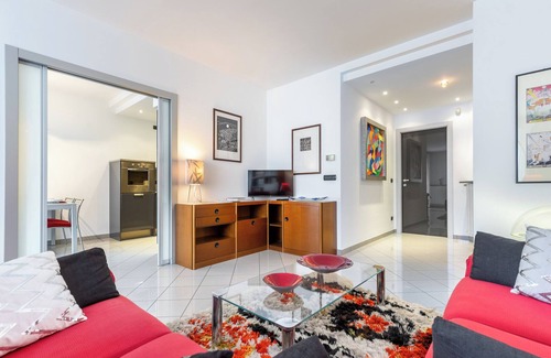 Alba Apartamento | Luce Apartment with free parking