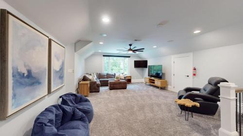 Mayhew Casa | Lucent Sunset Retreat