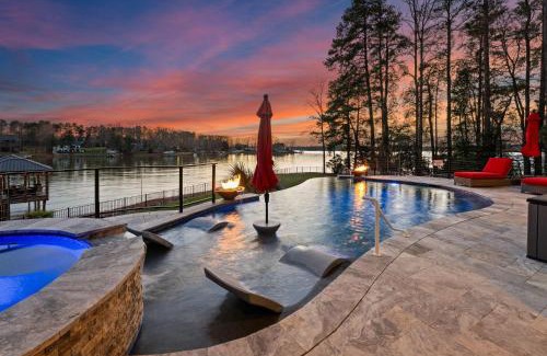 Mayhew Casa | Lucent Sunset Retreat