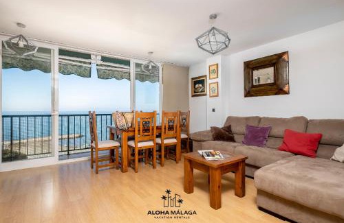 Playas del Palo Apartamento | Lucila Beachfront Pedregalejo By AlohaMálaga