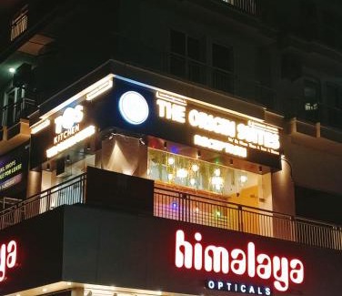 Gomti Nagar Apartamento | Lucknow express by origin Suites DLF MY PAD near Gomti Nagar Railway Station Lucknow