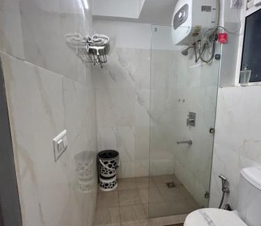 Gomti Nagar Apartamento | Lucknow express by origin Suites DLF MY PAD near Gomti Nagar Railway Station Lucknow