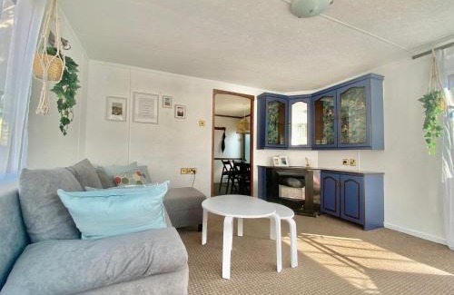 Chalupy Otro | LUCY duży domek kempingowy - Camp Spot