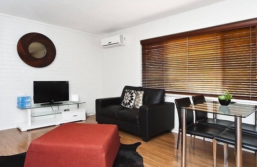 Jolimont Apartamento | La casa de Lucy acaba de ser renovada y renovada para que sea aún más agradable