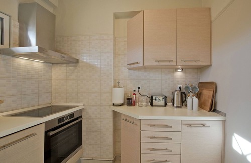 Vouliagmeni Apartamento | LucyZen! - Dos Habitaciones Piso, Capacidad 4