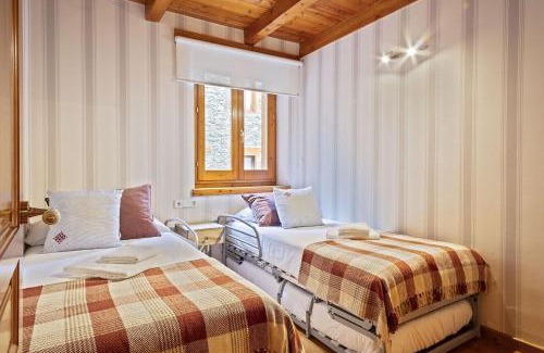 Salardu Apartamento | Luderna - Apartamento con terraza Molières