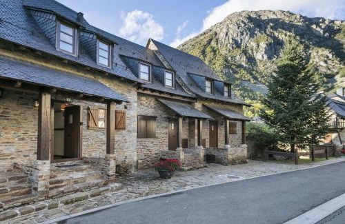 Pujo Casa | Luderna - Casa con jardín Bedrera