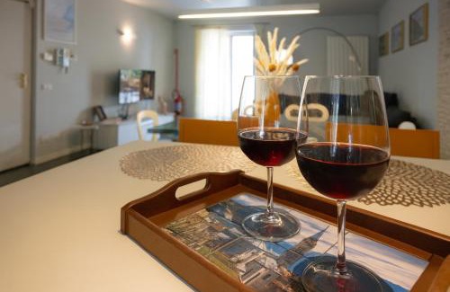 Lovere Casa | Luer Prince