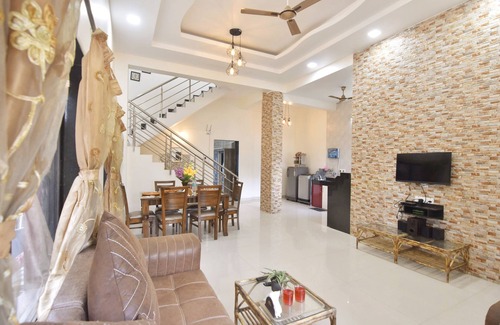 Tungarli Villa | Lugani's - MV Villa
