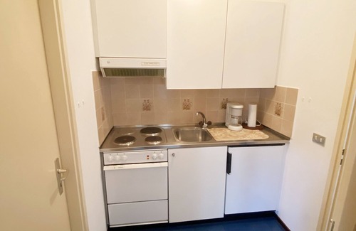 Viganello Condominio | Lugano, Near Lake & Old Town: free parking, views!