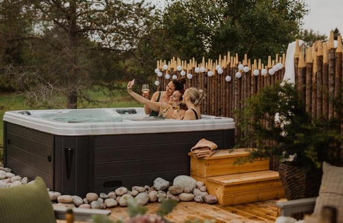 Faker Cama Y Desayuno | Lugnet Bed and Breakfast